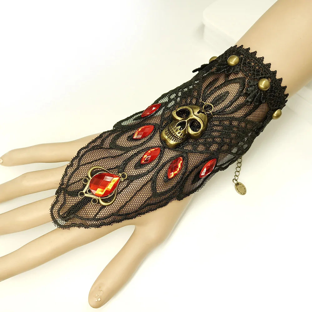 Bracelet gothique en dentelle – Crâne, squelette et araignée