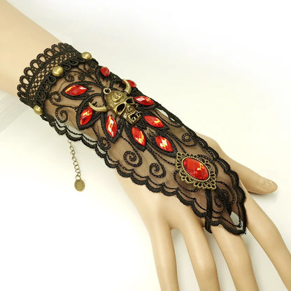 Bracelet gothique en dentelle – Crâne, squelette et araignée