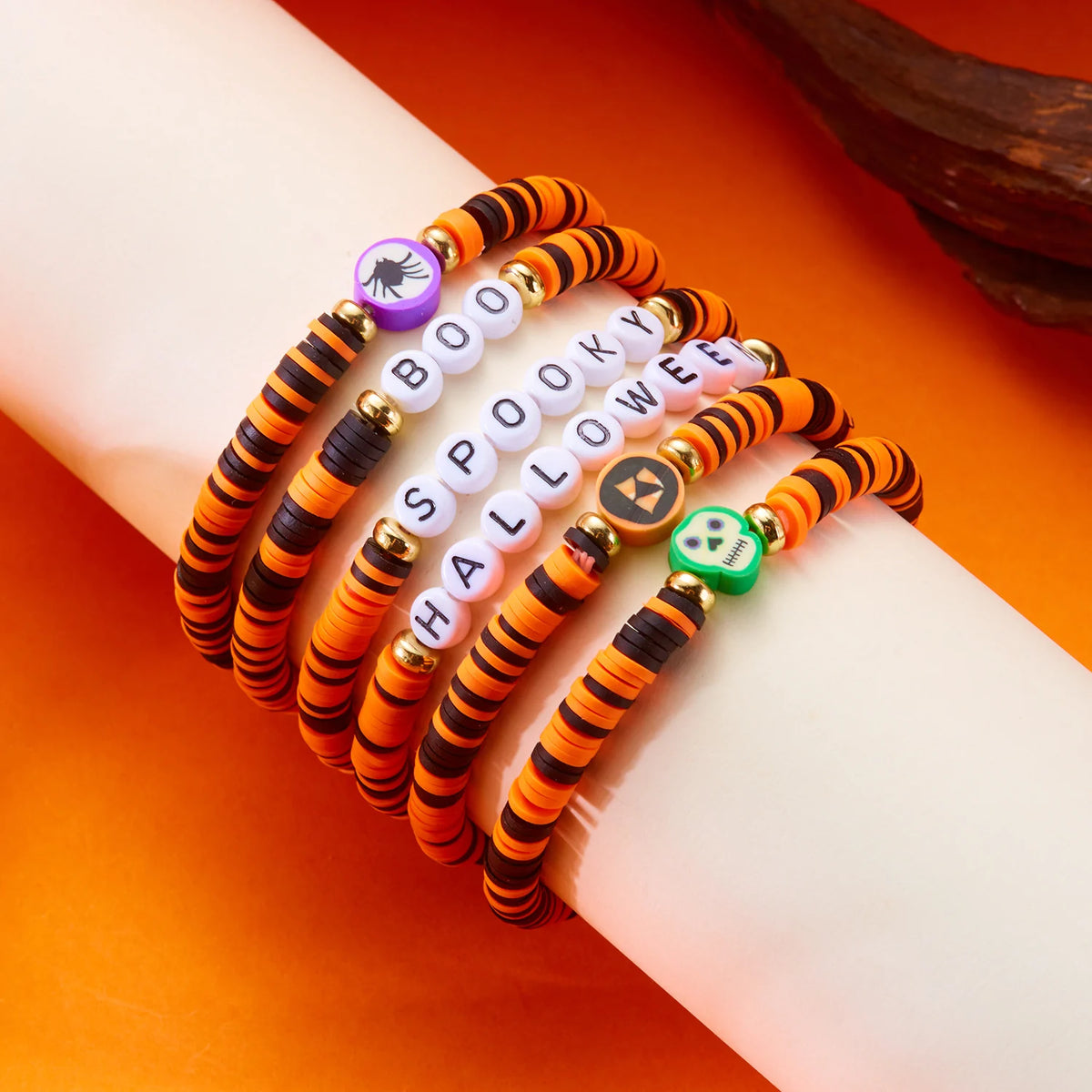 Bracelet gothique Halloween – Crâne, chauve-souris et citrouille