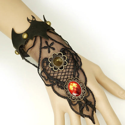 Bracelet gothique en dentelle – Crâne, squelette et araignée