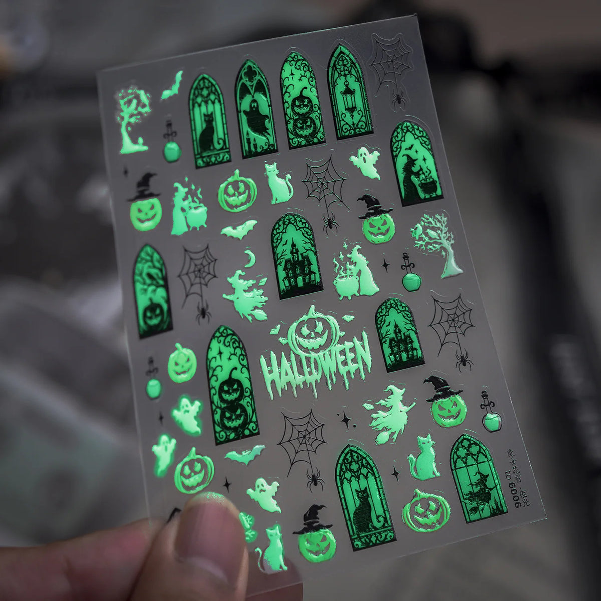 Stickers Ongles Halloween Lumineux - Sorcière, Fantômes, Citrouilles